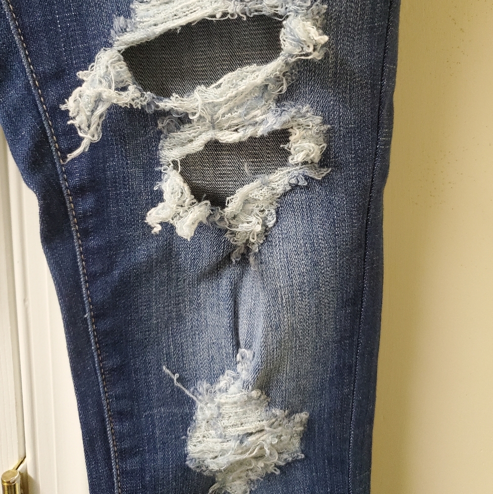 Ladies Jean/Capri - Picture 3 of 10